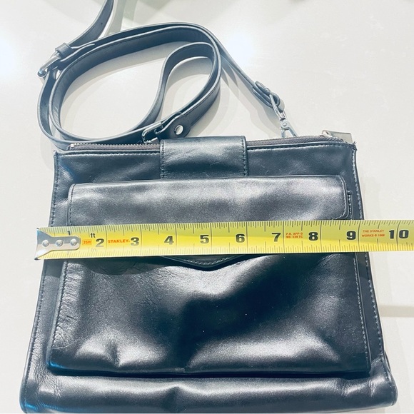 DANIER BLACK LEATHER VINTAGE CROSSBODY SHOULDER WOMEN BAG - Picture 9 of 17